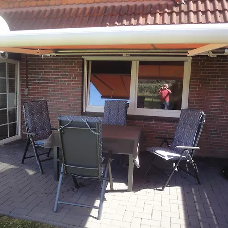 Ferienhaus Martens 2 *